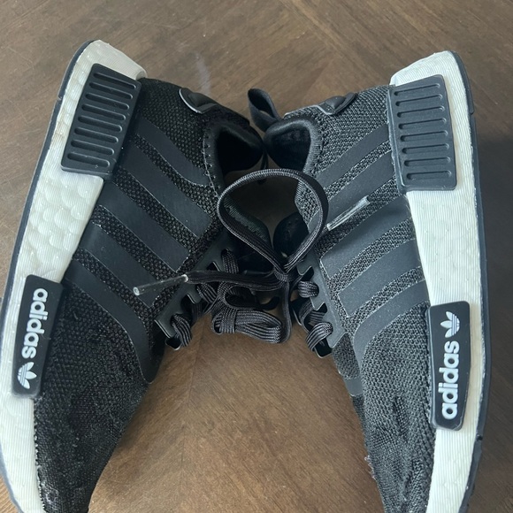 Toddles Adidas Shoes - Picture 5 of 6